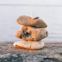 nick-page-IKFb6MqM8m8-unsplash plage paisible